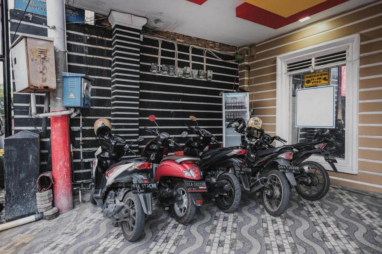 Reddoorz @ Jalan Stm Medan Otel Dış mekan fotoğraf